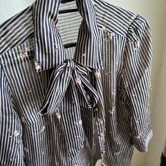 リボン付7分袖のストライプシャツ👗の画像