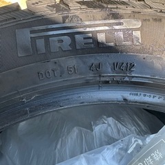 スタッドレスタイヤの画像