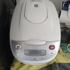象印　炊飯器