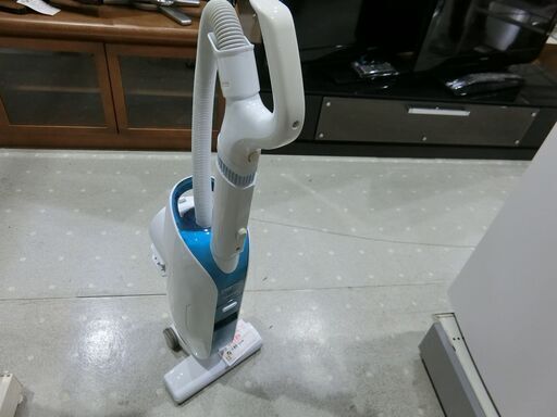 東芝 2015年製 スティッククリーナー VC-Y80C 仕事率300W 【モノ市場東海店】151