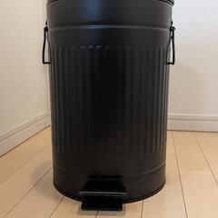 ブラックのゴミ箱をお譲りします