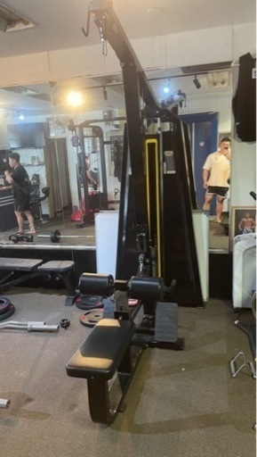 ラットプルダウンとローマシン