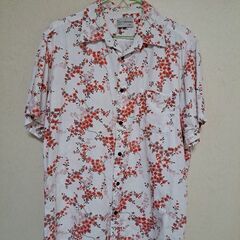 メンズMサイズ　柄シャツ