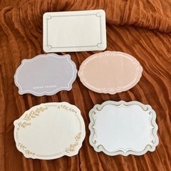 ドレス当てクイズ　投票箱　4つの画像