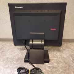 モニターlenovo ThinkVisionの画像
