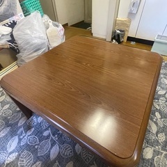 コタツテーブル