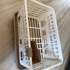 洗い物カゴ　食器置き　水切り