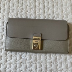 FURLA 長財布