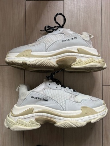 バレンシアガトリプルエス ※サイズ28.5