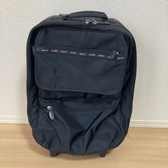 キャリーバッグ　キャリーケース