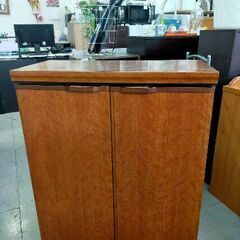 シンプルデザイン　下駄箱　NO918