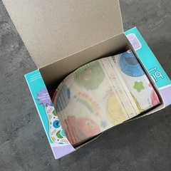 【使い捨て　ビブ】コストコ　使い捨て　よだれかけ　離乳食　セサミストリートの画像