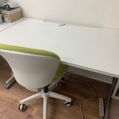 無料！　オフィス　作業　机　デスク