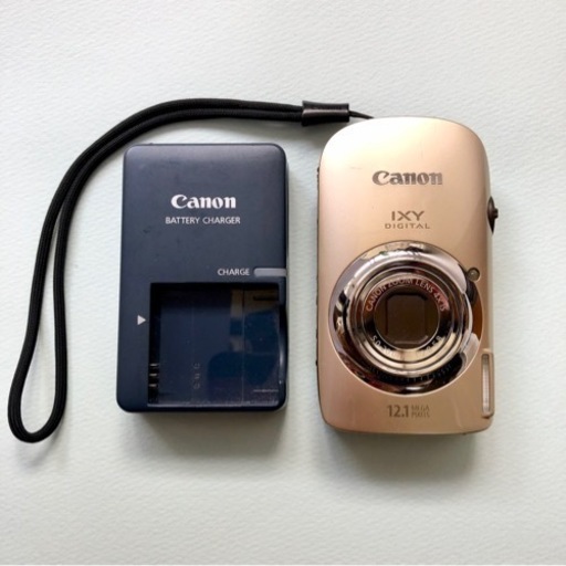 Canon製　デジタルカメラ