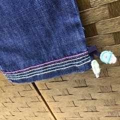 未使用　キッズ　子供服　女児　カラフルステッチ　デニムパンツ　の画像
