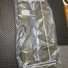 背もたれ付きベンチ。週末緊急処分の画像