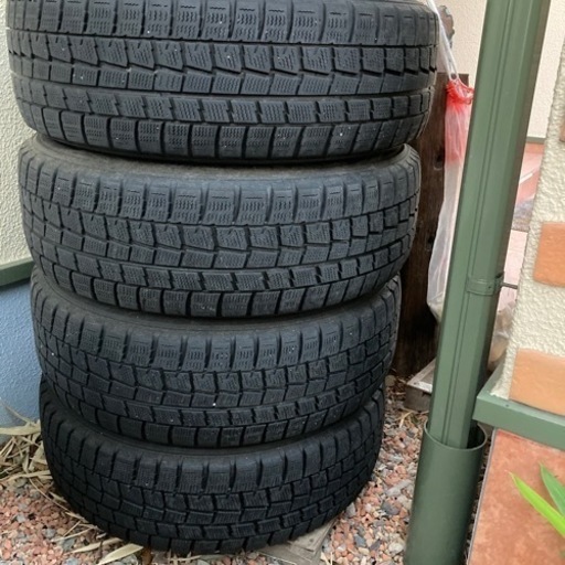 スタッドレスタイヤ