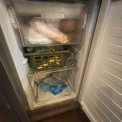 SHARP 506L 冷蔵庫貰いませんか？の画像