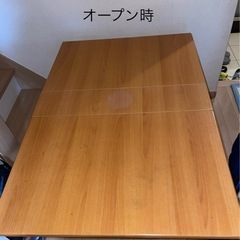ダイニングセット（折りたたみテーブル、イス2脚、長椅子）の画像
