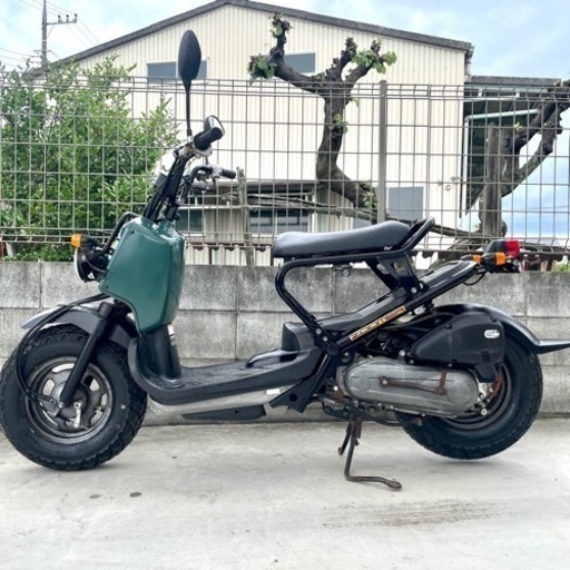 オリジナルカラー!! エンジンOH済み！　タイヤ前後新品!!バッテリー新品!! ホンダ　ズーマー　AF58 キャブ車
