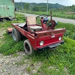 なかなか売れないので持っていかれました。レア?コマツ?農民車ユニカ1200??