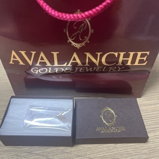 アヴァランチの新品未使用ピアス