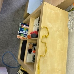 【無料】【引取日限定】IKEAオフィス家具(小)の画像