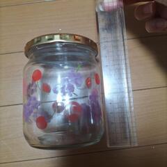 くだもの柄  瓶の画像