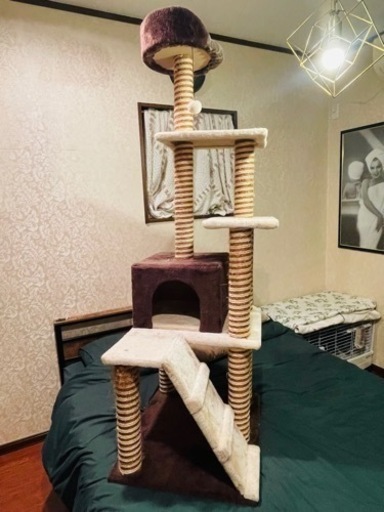 最終出品！おしゃれ！猫用　キャットタワー　4段