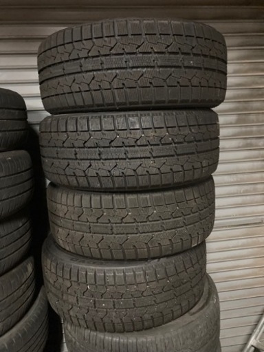 再値下げ　215/45r17 スタッドレスタイヤ 4本