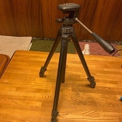 ⭐️ビデオカメラ三脚⭐️の画像