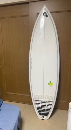 サーフボード　フィン付き　スリーウェザー　ショートボード