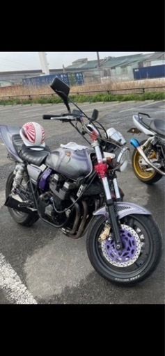 バイク YAMAHA XJR400