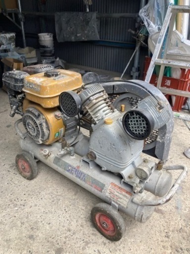 コンプレッサー