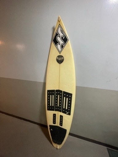 Neilsen brothers サーフボード　ケース付き