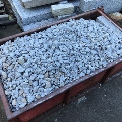 無料のみかげ砕石