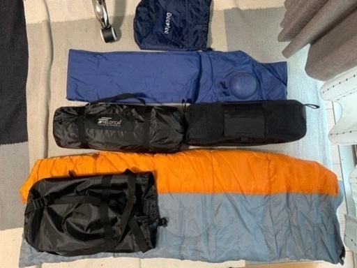 ほぼ新品 ソロキャンプ道具一式。