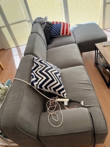 3人がけソファー　ロータイプにも