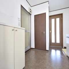 【引越し代５万円プレゼント🎁】敷･礼ゼロ！⭕️内装・外装リフォーム済⭕️充実の設備‼️静かな住環境🏡快適な単身ライフを⭐️事務所+法人登記🆗居住支援法人大歓迎✨生活保護、外国人の方、保証会社の審査が不安な方ご相談ください！！ − 神奈川県