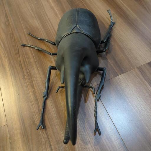 カブトムシ フィギュア 巨大
