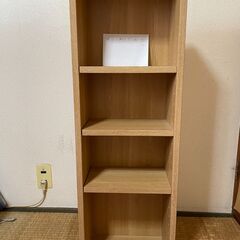 小さい本棚　幅 30ｃｍ ✖ 奥行き 17ｃｍ ✖ 高さ 90ｃｍ