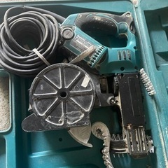値下げします。マキタ オートバックスクリュードライバー  DIY