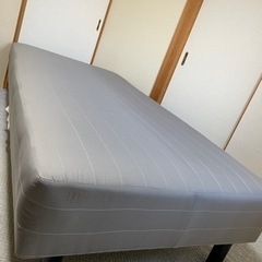 【直接受け渡し希望】マットレス一体型　シングルベッドの画像