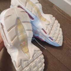 NIKE/ナイキ☆エアマックススニーカー［白系✕ピンク/24センチ］の画像