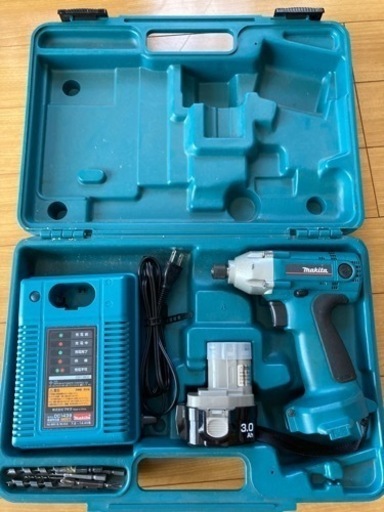 マキタ充電式電動ドリルセット