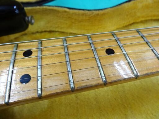 フェルナンデス ストラトタイプ バーニーカスタム 1974年製 ハードケース付き ヴィンテージ FERNANDES BURMY CUS