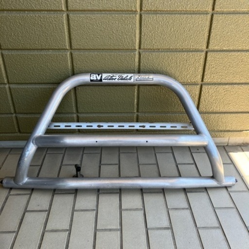 【中古】ハイエース　グリルガード