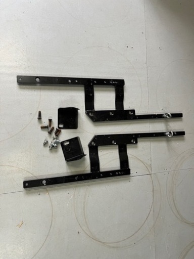 引取り限定‼️200系ハイエースS-GL用リヤシート移動ステー