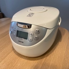 東芝炊飯器　RC-10HH