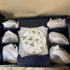 ウェジウッド　ワイルドストロベリー
